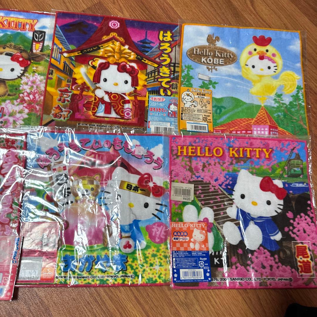 ♡ハローキティ♡ご当地　根付ストラップ/ボールペンなど38個　未開封多数