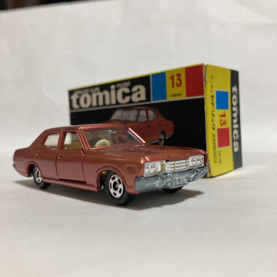 トミカ　日産セドリック2800SGLです。日本製