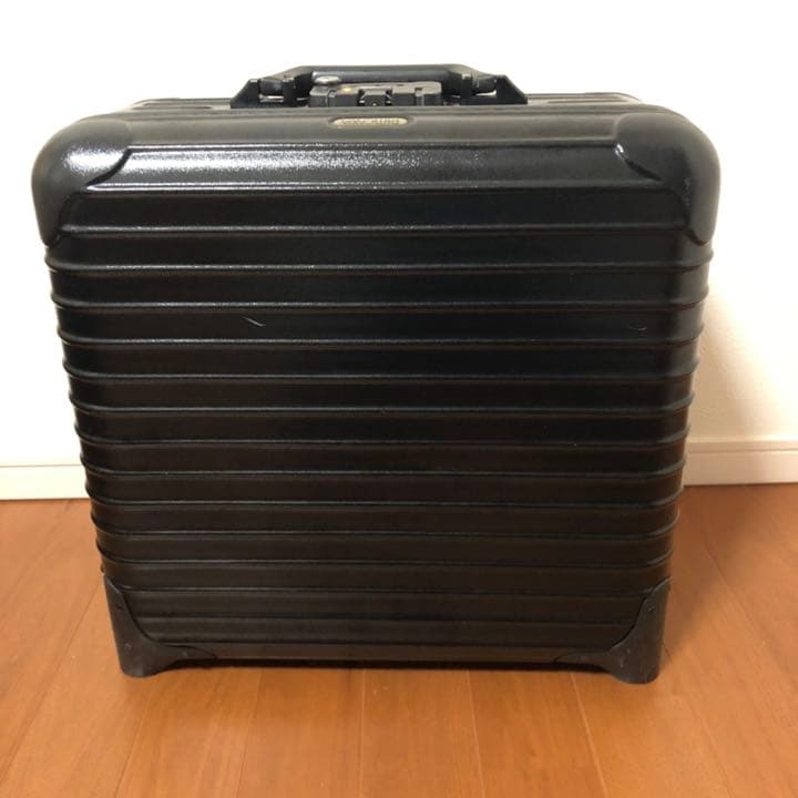 JINGさん専用】中古 リモワ サルサ ビジネストローリー25L