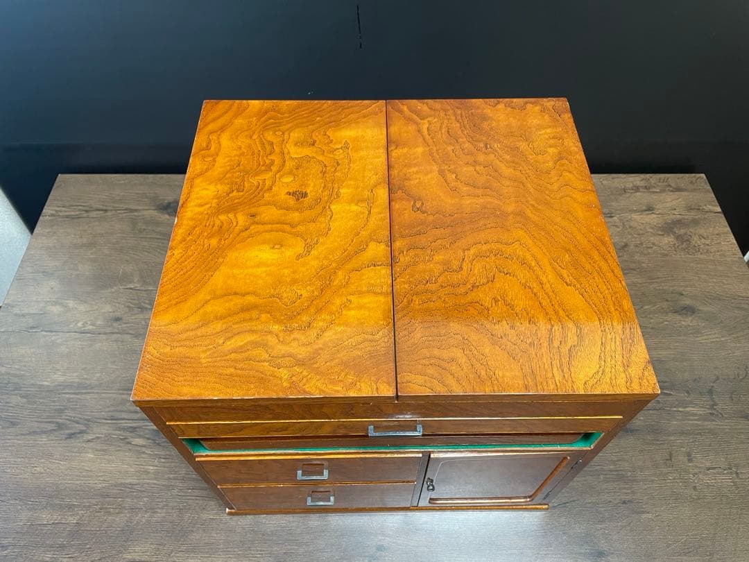 高級　漆塗り　化粧箱　鏡台　お直し