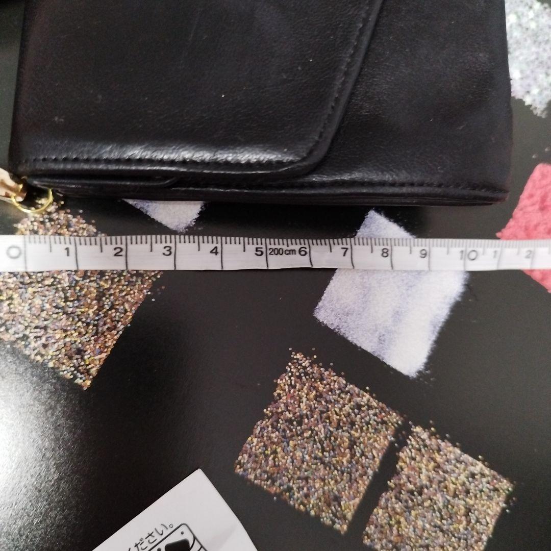 CHANEL ブラックレザー パーティバッグ斜めがけ