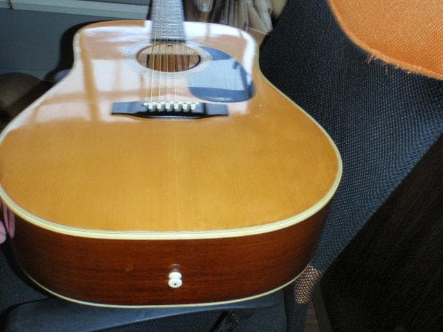 Morris アコースティックギター　Ｗ-18　程度良い　音も良い