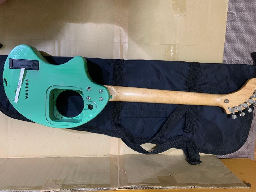 catcakemix様フェルナンデス　ギター　ZO-3 ジャンク　ソフトケース付