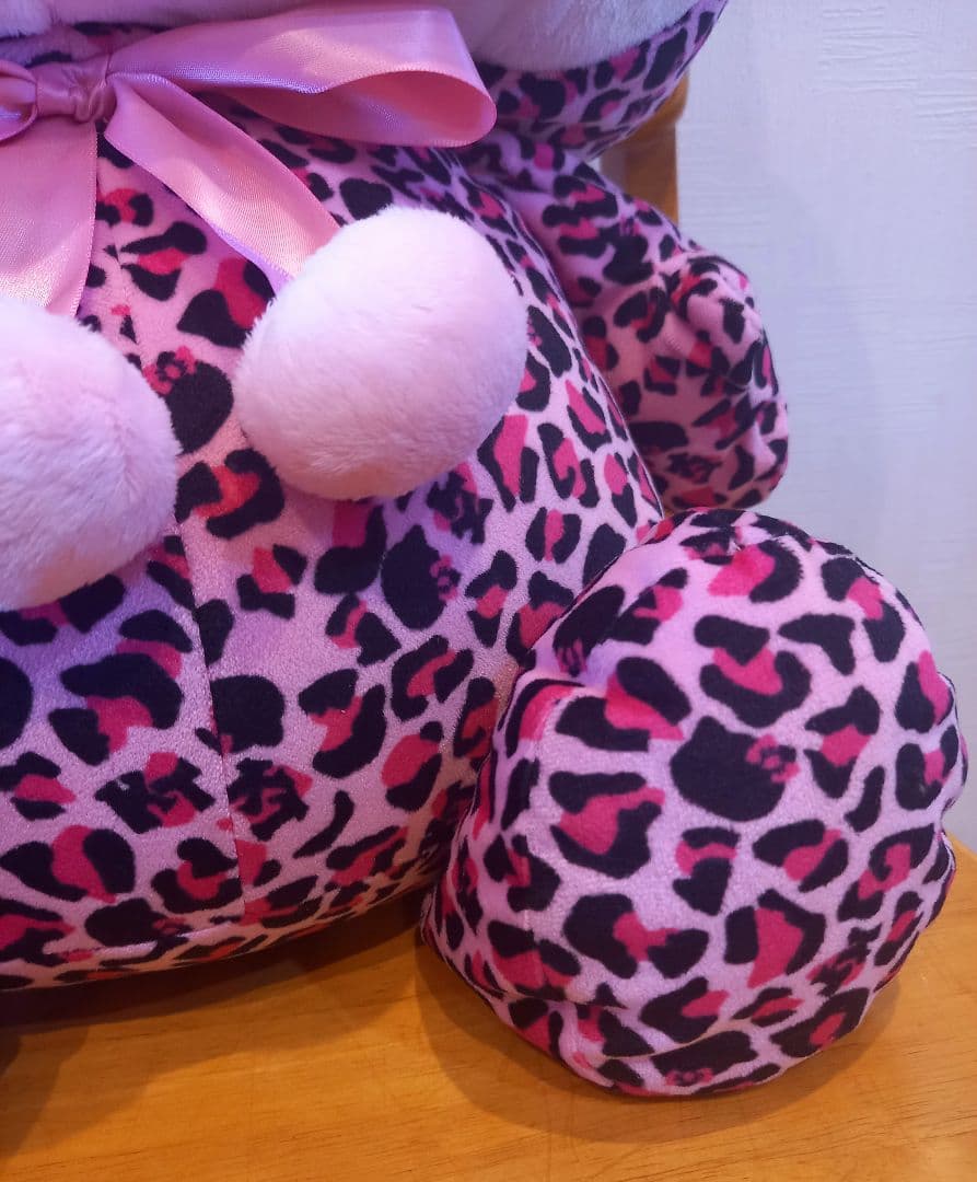 希少 ハローキティ ぬいぐるみ 2008年 ヒョウ柄 ピンク 特大 2L 新品