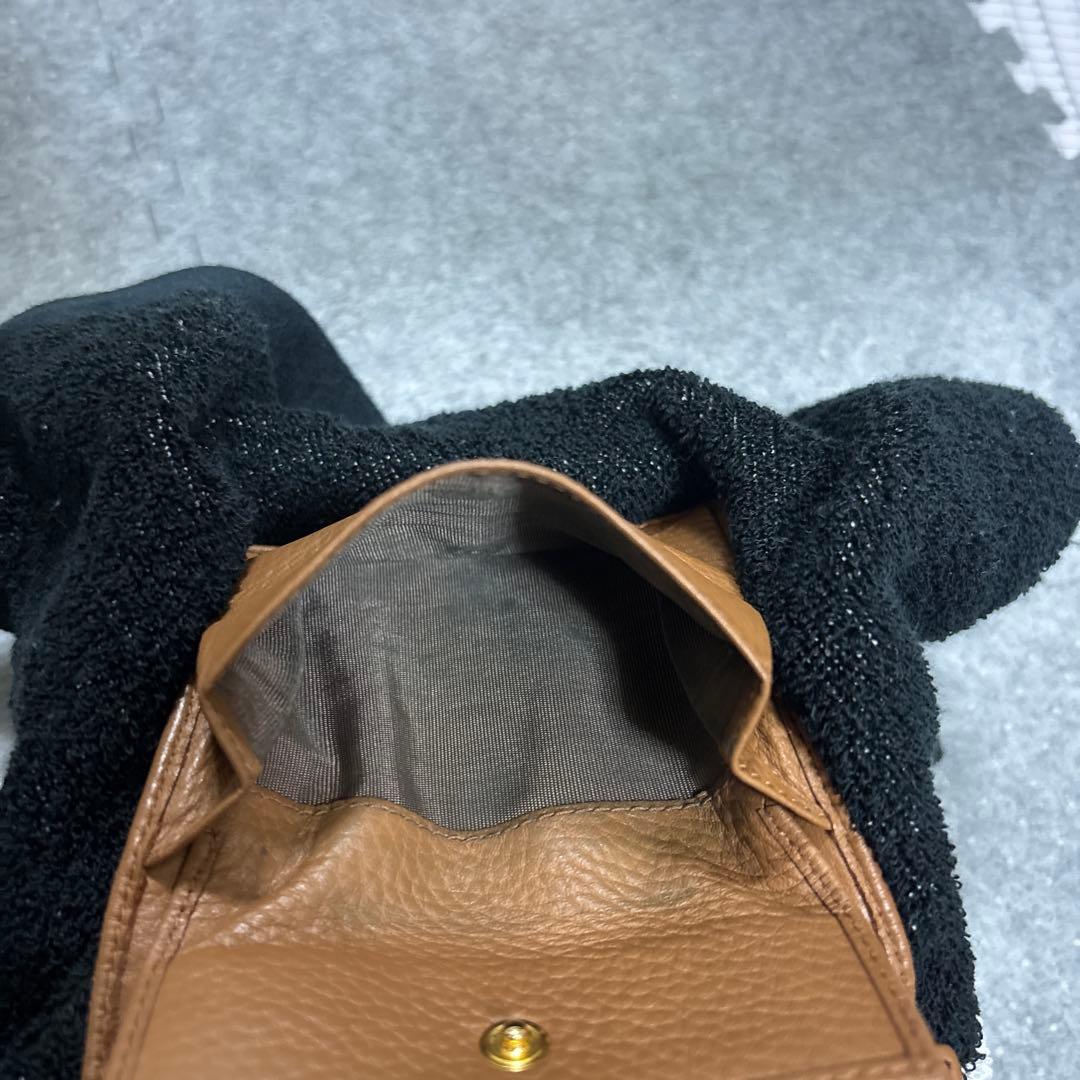 PRADA 茶色　財布　ゴールド　三つ折り
