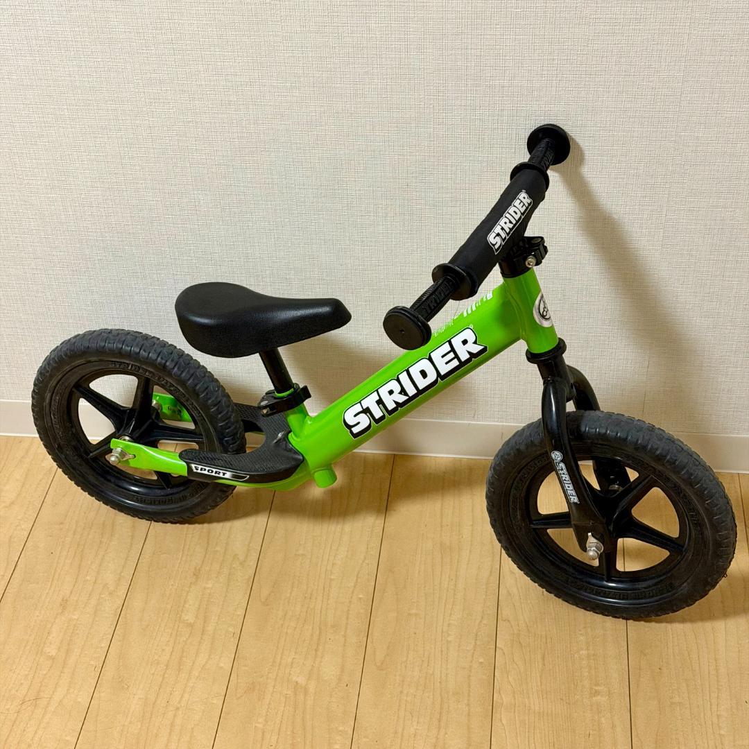 美品 ストライダー スポーツ グリーン 12インチ Strider Sports