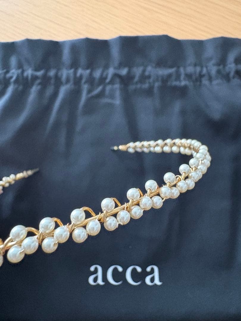 【Pooh chanさん専用】 美品【acca】カチューシャ／パール／ゴールド