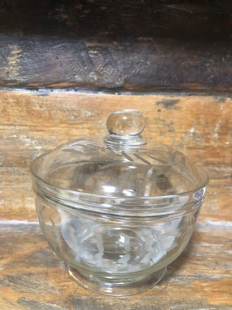 ガラス容器　レトロ　羊歯