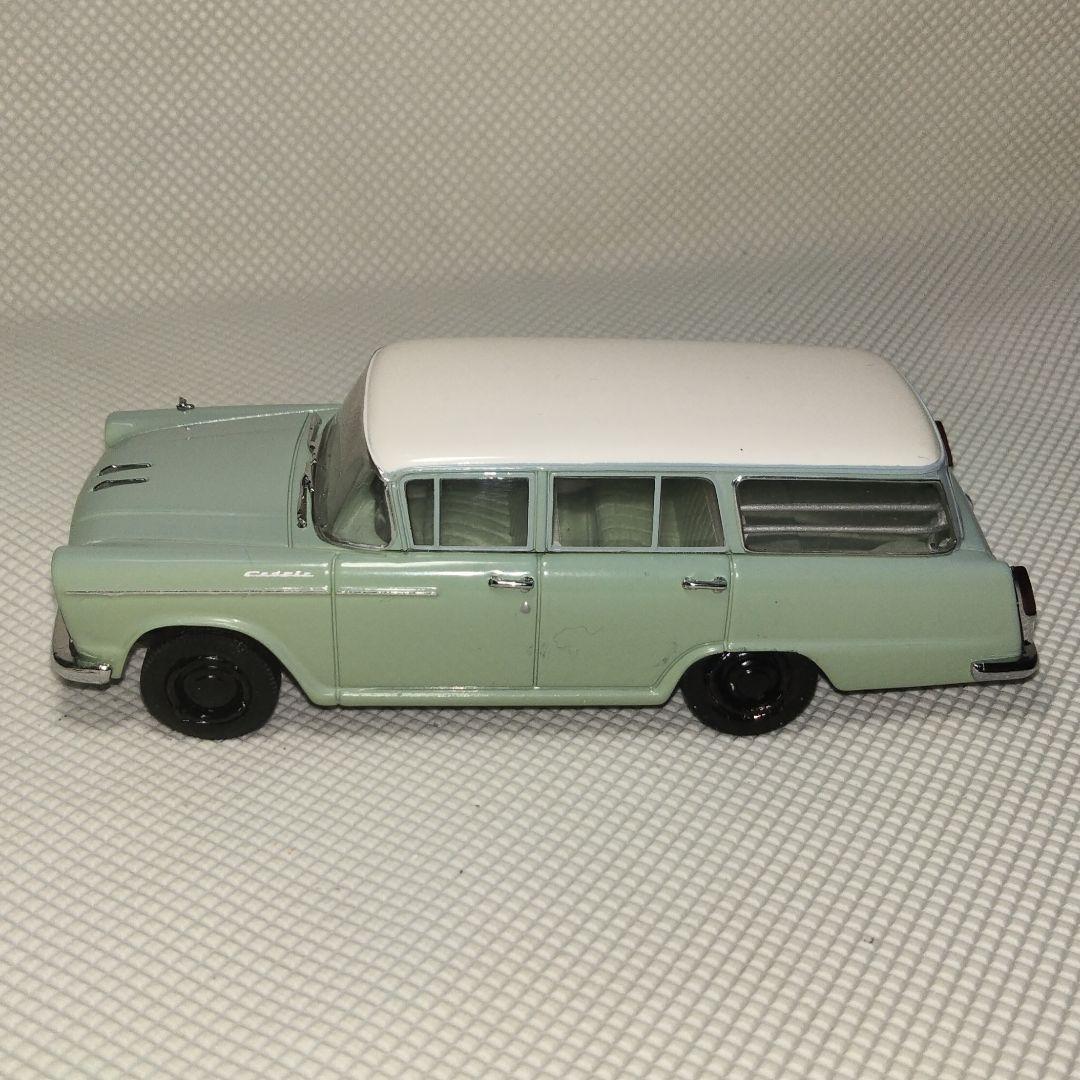 ☆商談中☆ 5302 ノレブ 2002年 日産セドリックバン 1/43