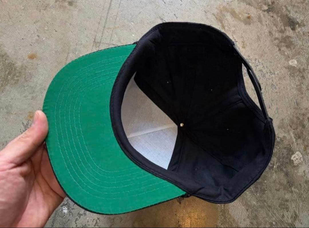 超激レアUSAデッドストック企業系トラッカーキャップ - メルカリ