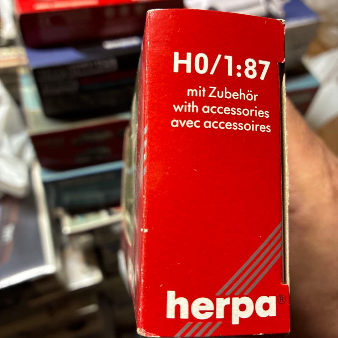 herpa トレーラーヘッド、3台セット - メルカリ