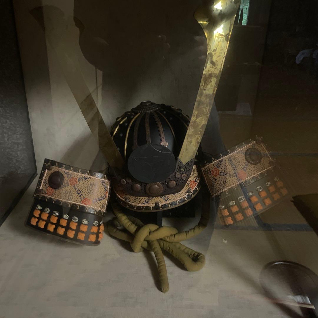 日本の武士の兜大人サイズ