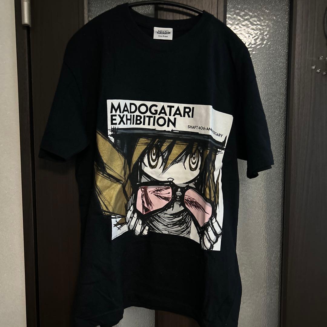 MADOGATARI展 ウエダハジメ B (忍野忍) Tシャツ 黒 レア - メルカリ