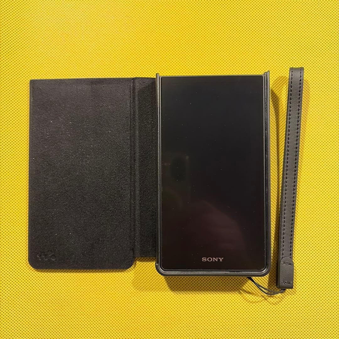SONY NW-ZX707 純正ケース、ストラップ付き - メルカリ