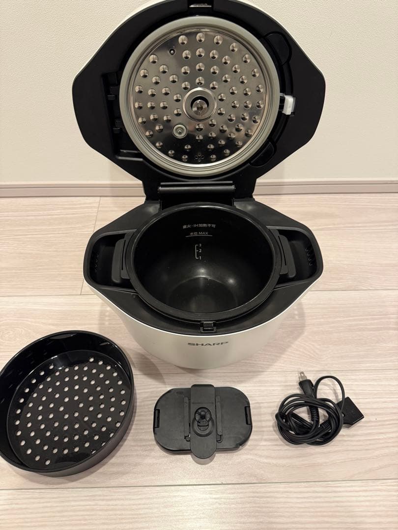 SHARP ヘルシオホットクック 1.6L KN-HW16G-W水なし自動調理鍋