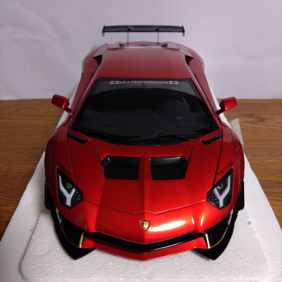 1/18LB-WORKSランボルギーニ　アヴェンタドール　リミテッドエディション
