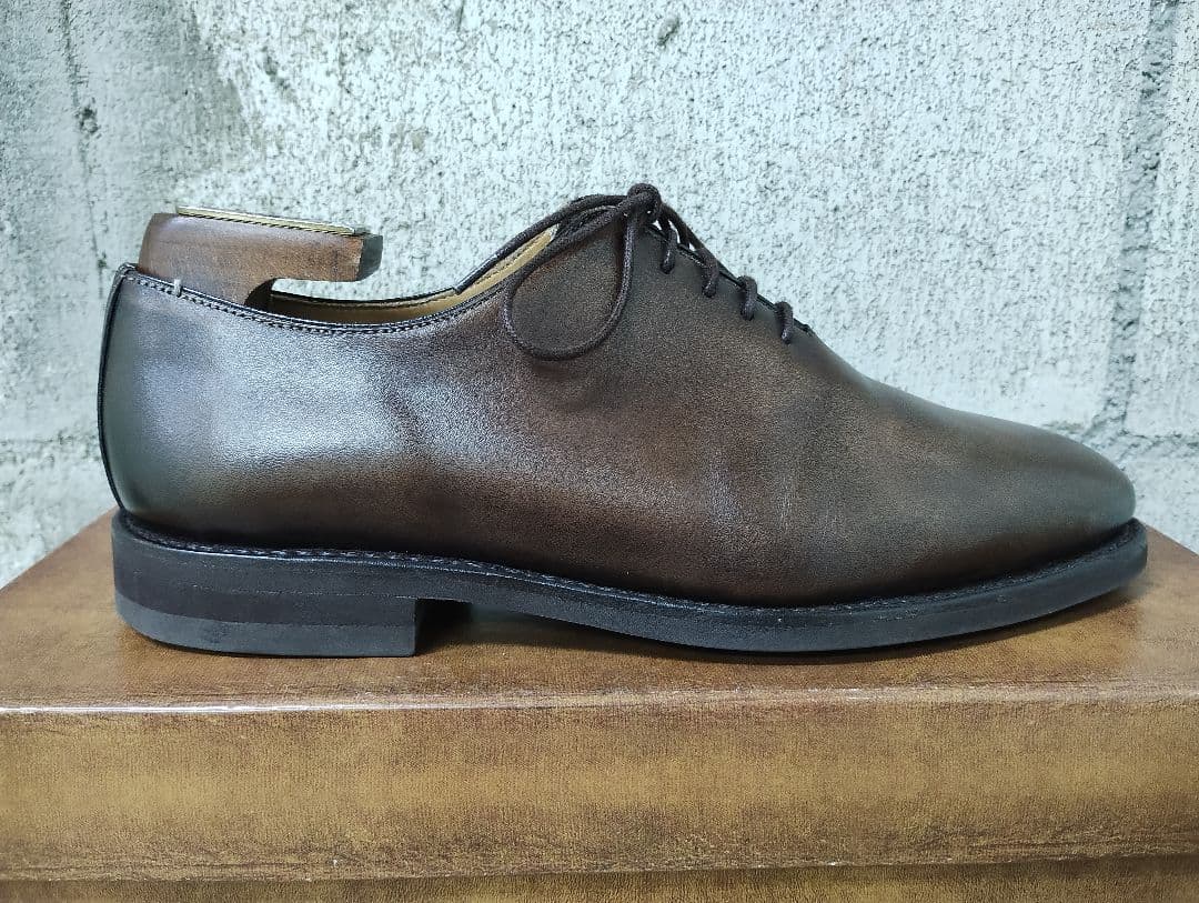 【R様】バーウィック　ホールカット　ブラウン