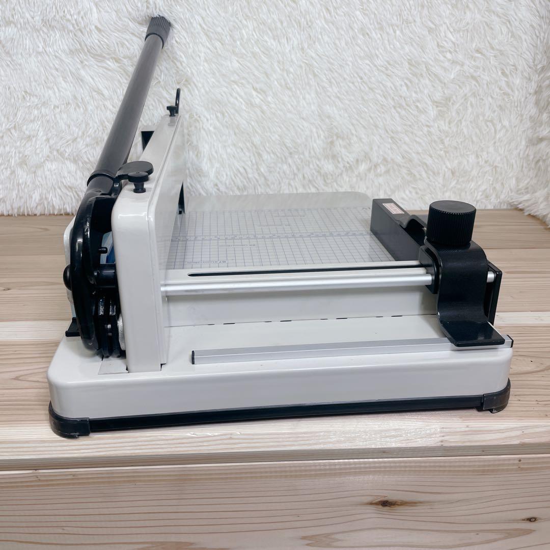 中古】 大型 裁断機 ペーパーカッター 業務用