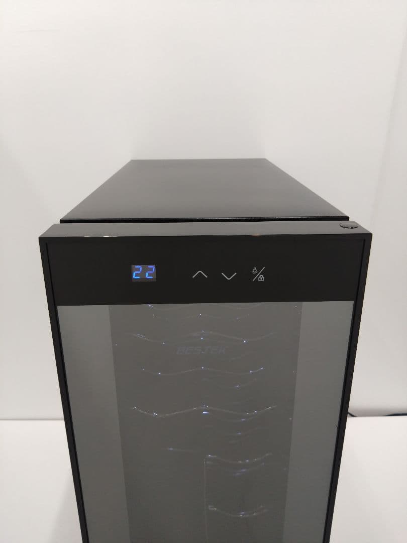 美品 BESTEK ワインセラー 12本収納 BTWC035 2019年製