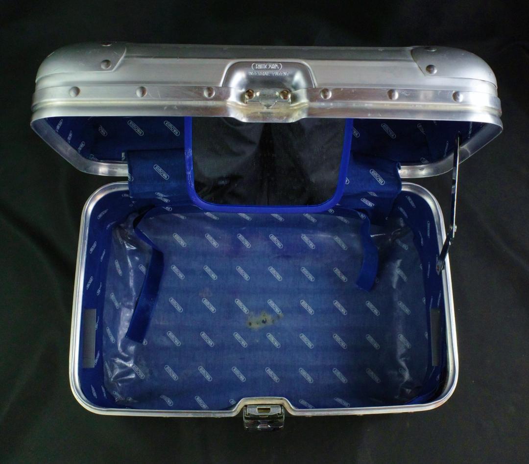 リモワ982.73 旧盤『TOPAS/トパーズ』ビューティケース 19L鍵付