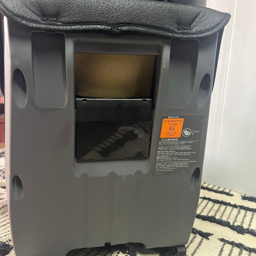美品　combi クルムーヴスマート　JN-570 isofix 回転式