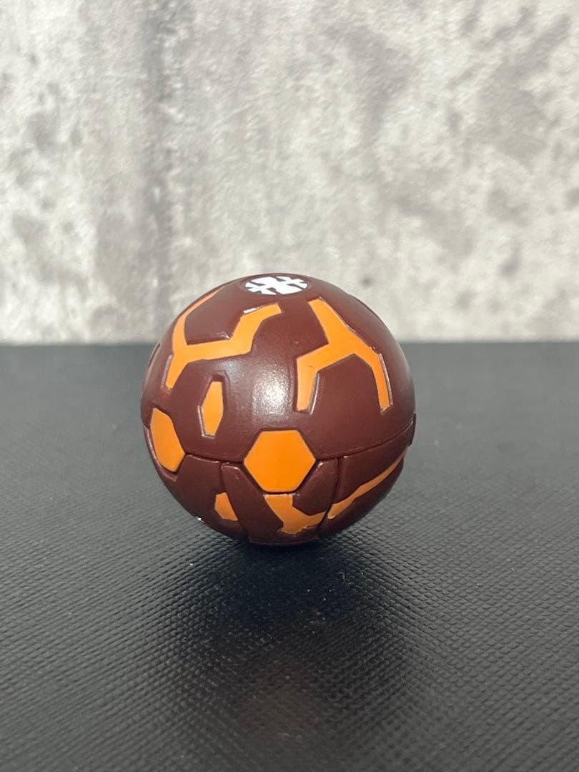 初期爆丸 ジャガーノート　土属性　希少