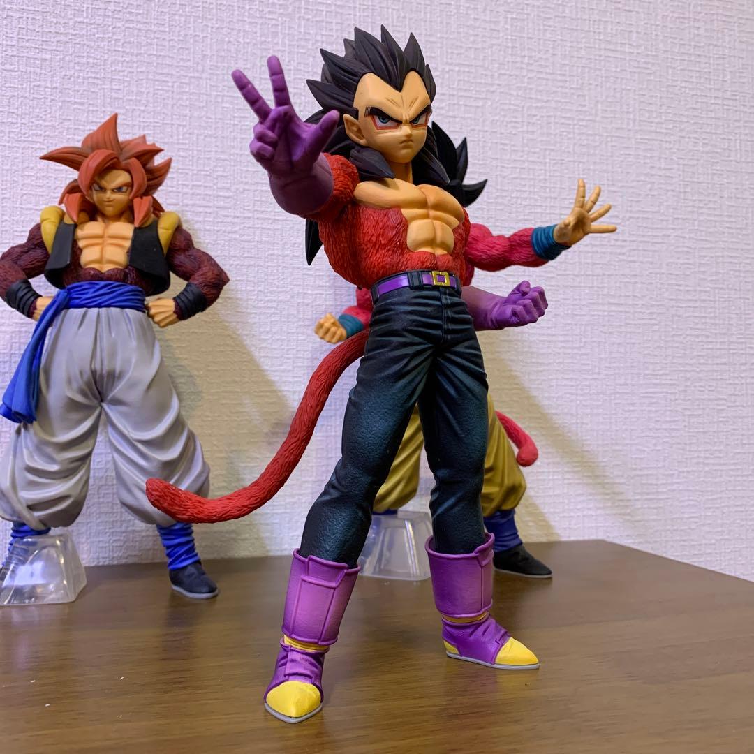 THE GREATEST SAIYANドラゴンボールGTフィギュア 3体