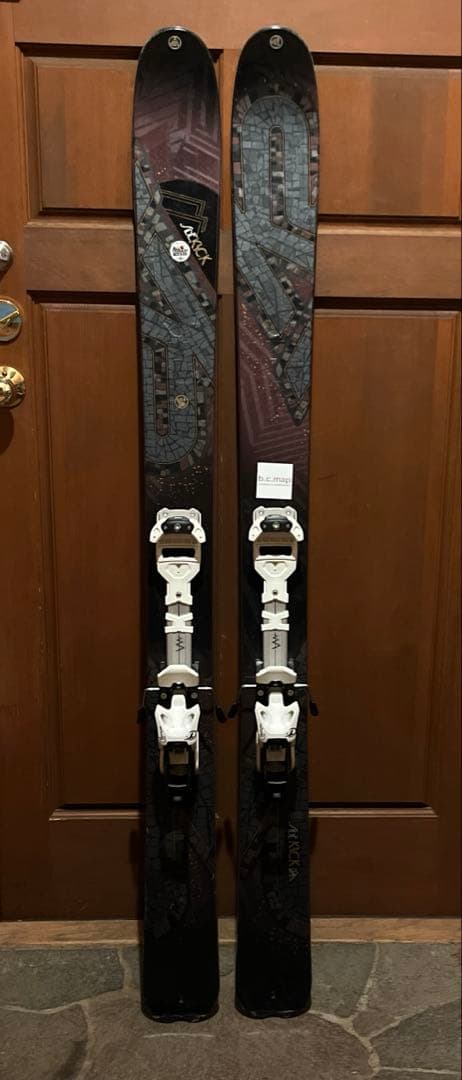 ワンピース 限定 バースデイ 缶バッジ 2019 ニコ・ロビン+おまけ