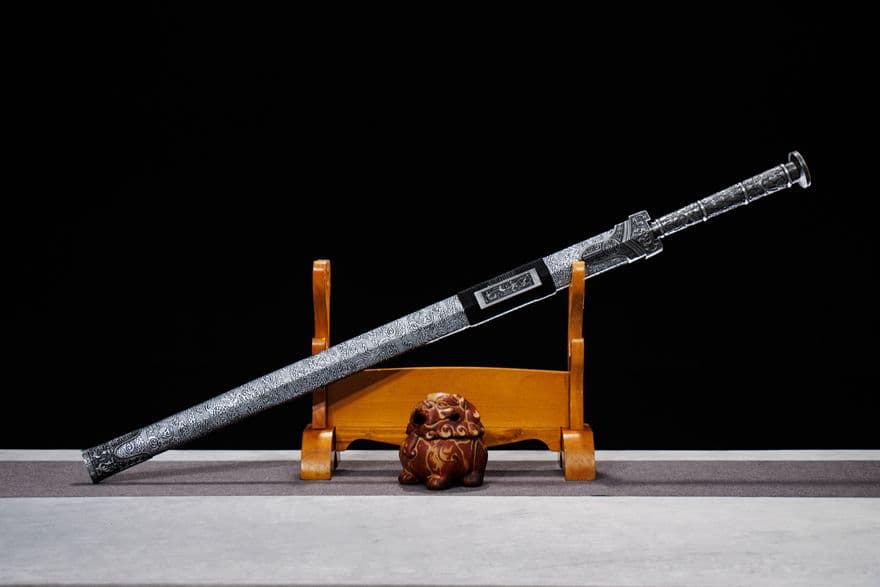 【娄滅漢剣】 漢剣 古兵器 武具 刀装具 高級 鑑賞用 長剣 装飾用