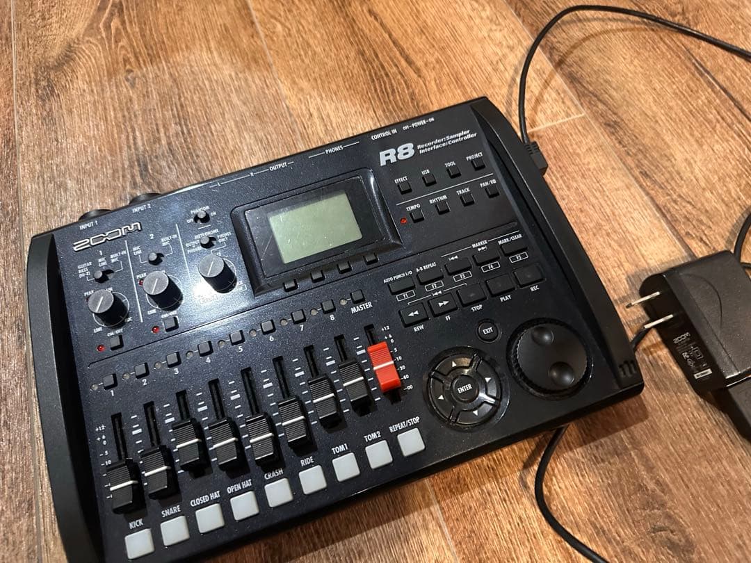 配信機器・PA機器・レコーディング機器 zoom R8 MTR