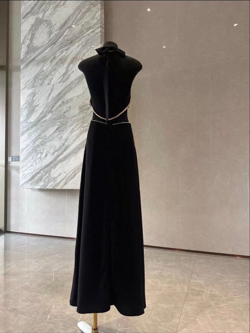 ホルターネックビジュー装飾ロングドレス パーティー キャバ セクシー