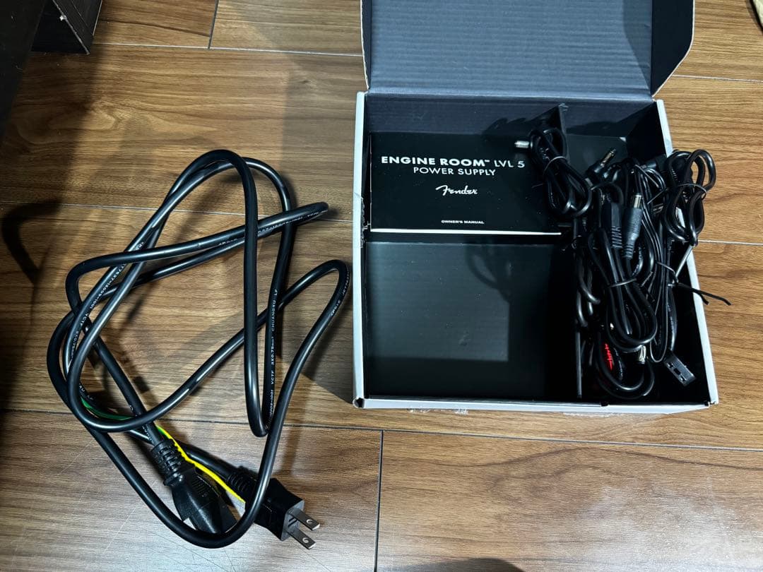 Fender ENGINE ROOM LV-5 パワーサプライ Fender ENGINE ROOM LVL5