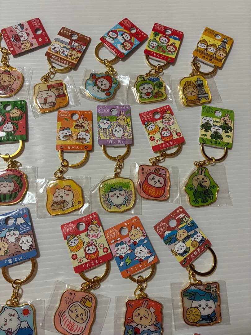 ちいかわ うさぎ ハチワレ ご当地キーホルダー 98セット