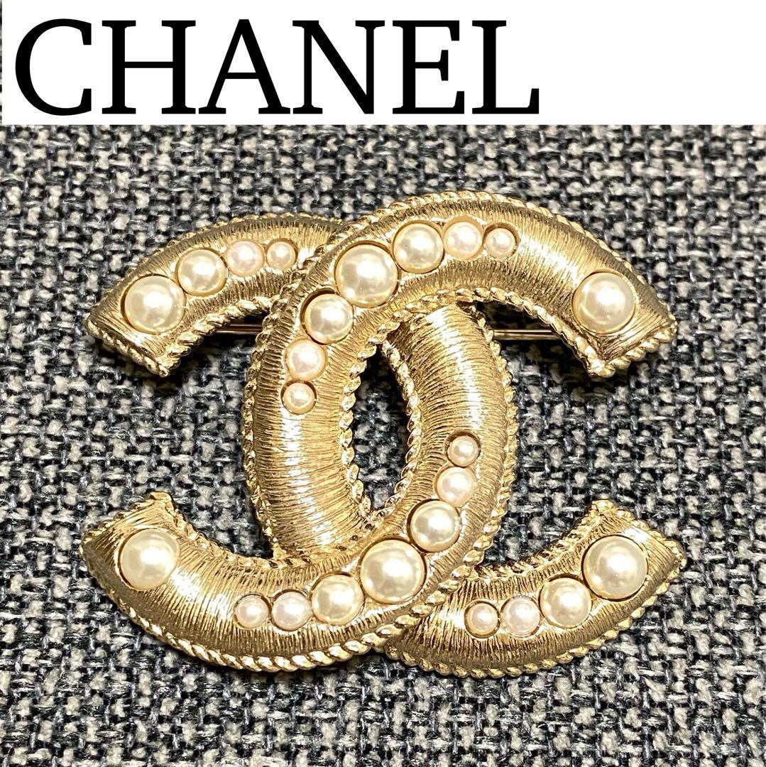 CHANEL CC ブローチココマークパール