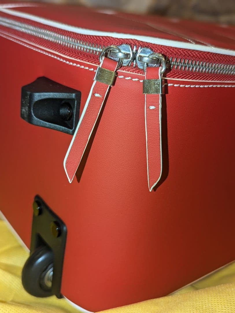 非売品 フェラーリ488gtb スーツケース キャリケース Ferrari