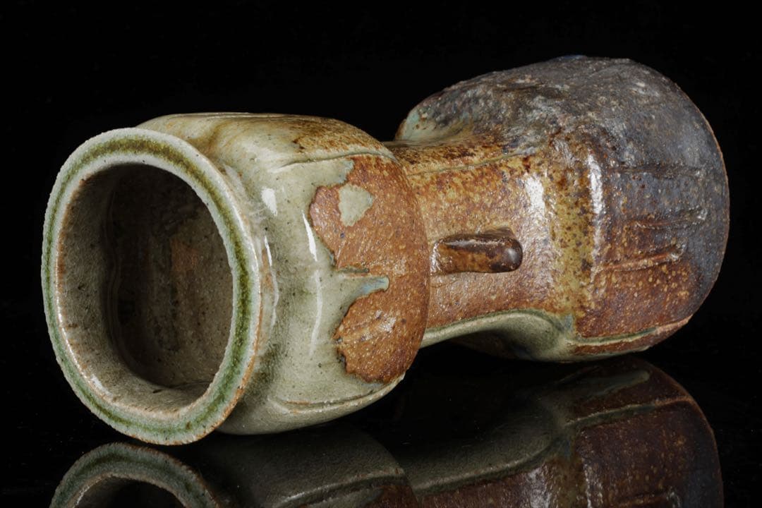 三浦竹軒】 倣古伊賀窯 耳付花瓶 花入 花器 共箱付 在銘 古美術品 骨董