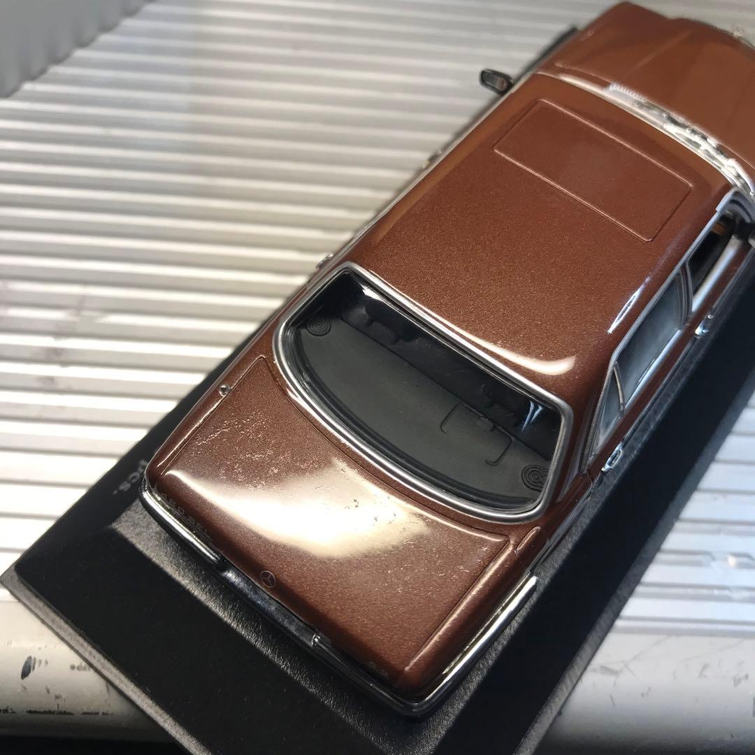 ミニカー Mercedes-Benz 450 SEL 6.9 1/43