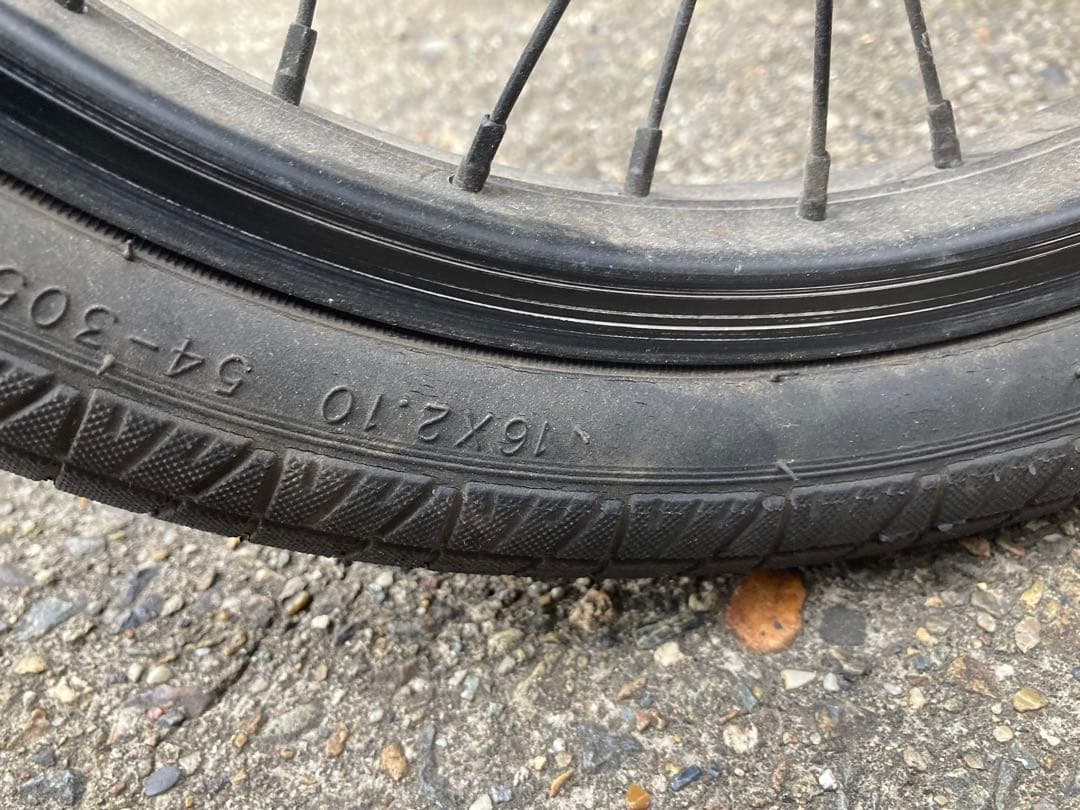 subrosa altus rant 16　小学生　BMX　ブレーキ付　サドル緑