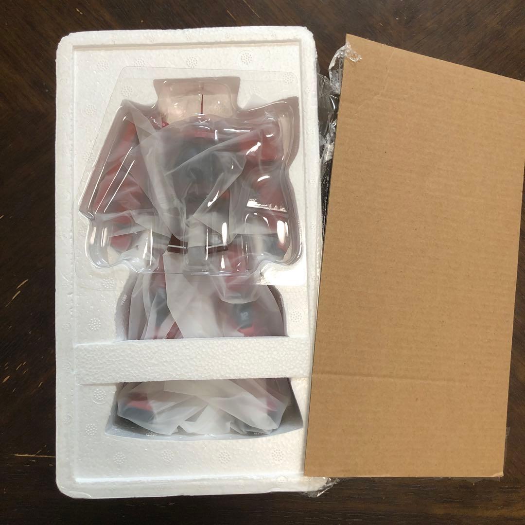 GUNDAM FIX FIGURATION MS-06S シャア専用ザクII