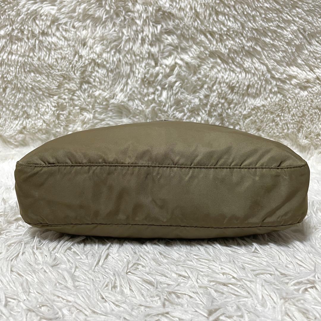 【良品】PRADA プラダ　カメラバッグ　ショルダーバッグ　ナイロン　カーキ