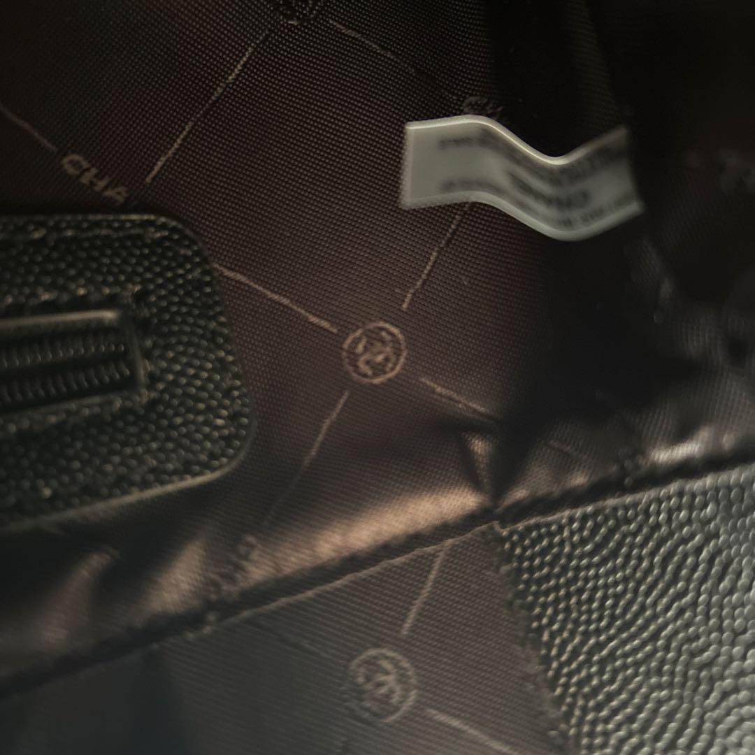 ブラックショルダーバッグ　ノベルティ　CHANEL