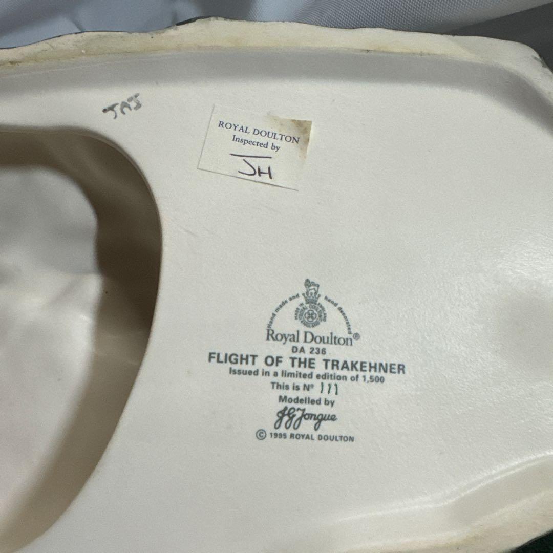 ☆馬・高級置物【ロイヤルドルトン・焼き物】訳あり☆