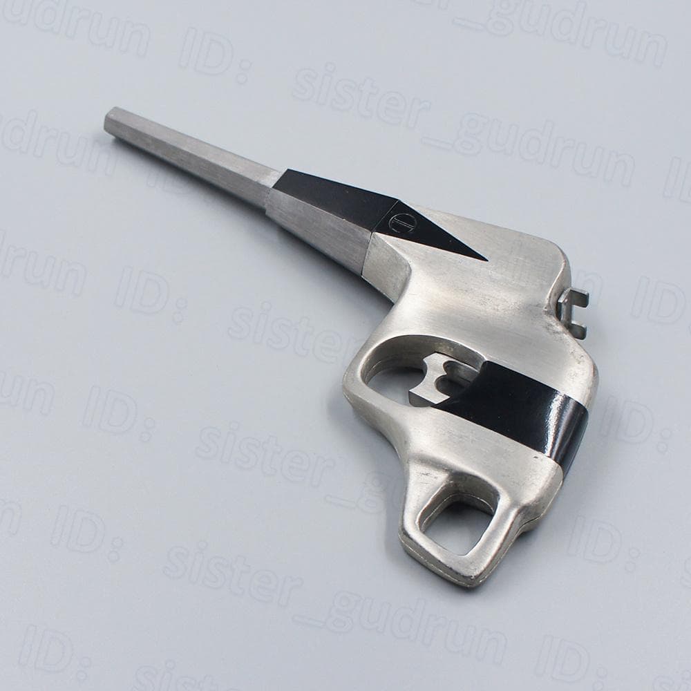 【レア】　スーパーガン　直筆サイン入り 木製専用ケース付き　ウルトラマン