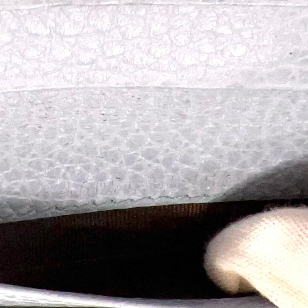 グッチ 折り財布 GGキャンバス GG ラウンドファスナー コンパクト 水色