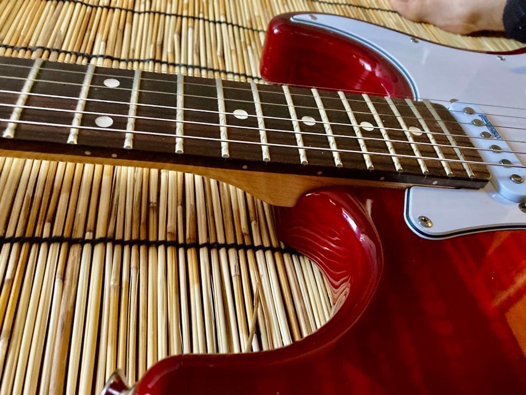 ☆値下決断 ☆美品　改造して新機能満載　ローノイズ化したBUSKERS ST