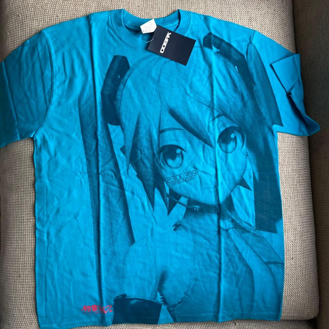【新品】【激レア/初音ミク】2010年/39の日限定Tシャツ　Lサイズ ☆海外限定☆初音ミク くろはAi ver.Tシャツ [初音ミク