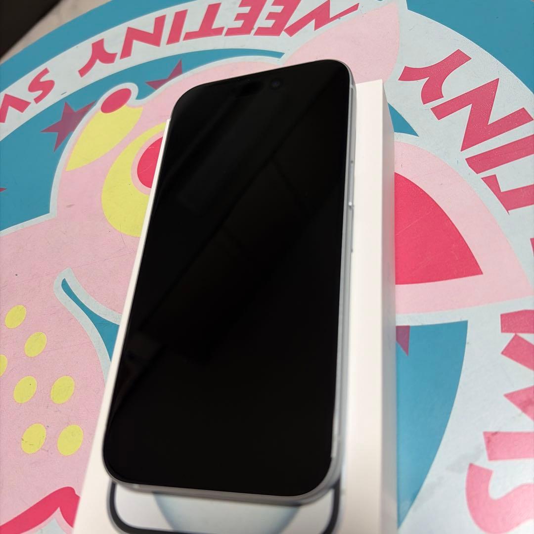 [美品] iPhone15 128g ブルー Amazon.com: Apple iPhone 15, 128GB, Blue - Unlocked (Renewed