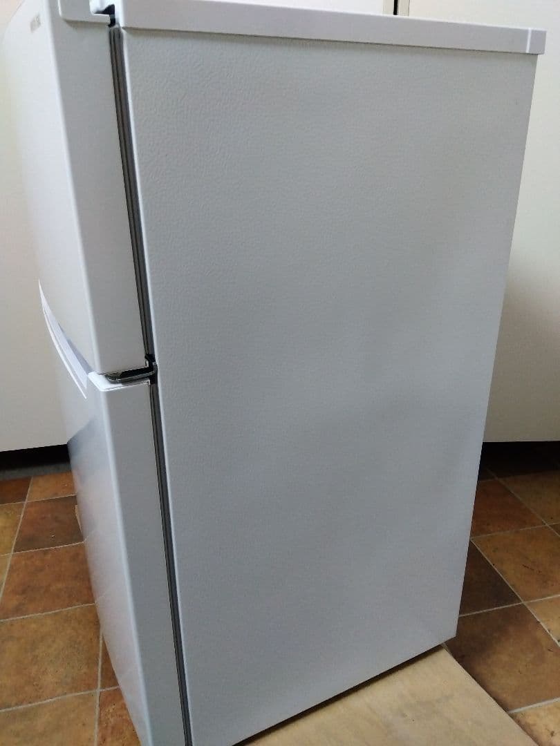 ヤマダ電機 小型冷凍冷藏庫 YRZ-C09LW 24年製 生活家電