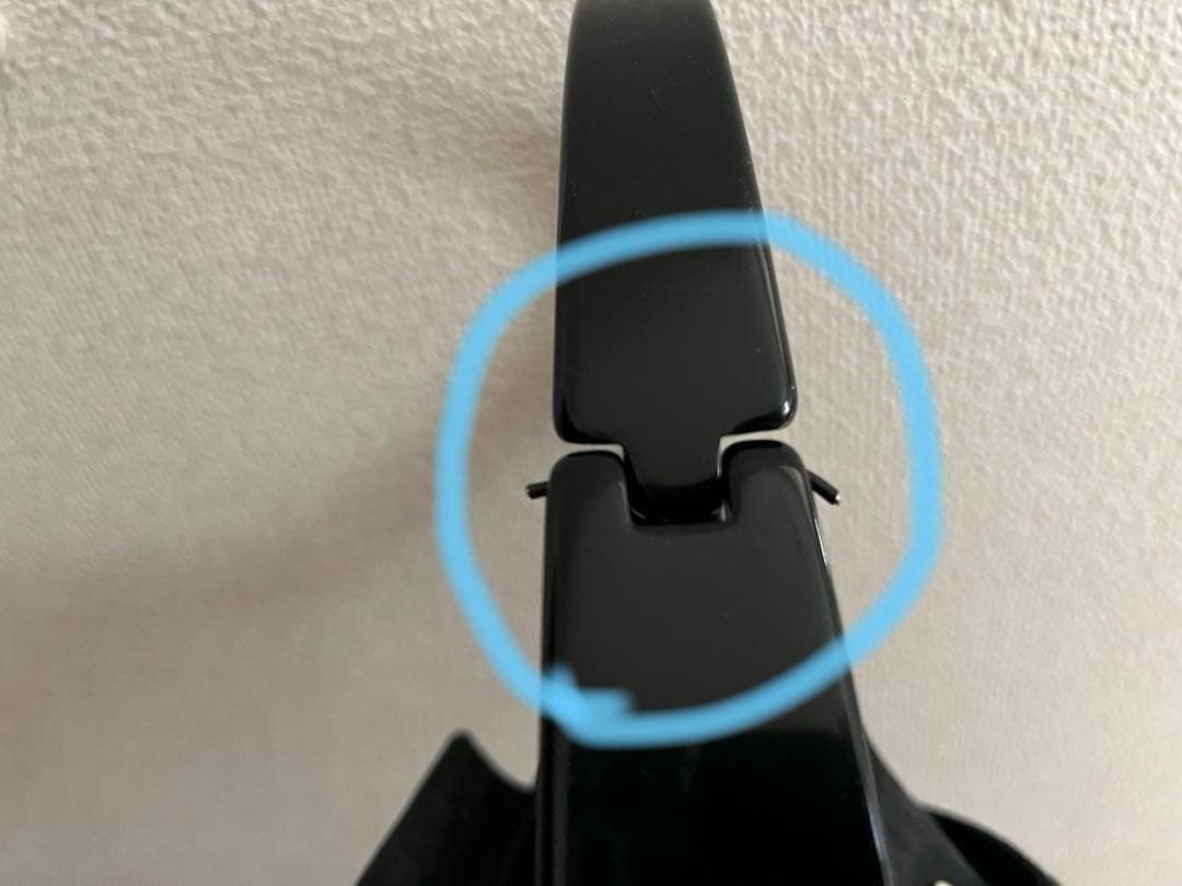 【ジャンク品】プラダ　ワンショルダー　ナイロン　三角ロゴ　ブラック　プラスチック