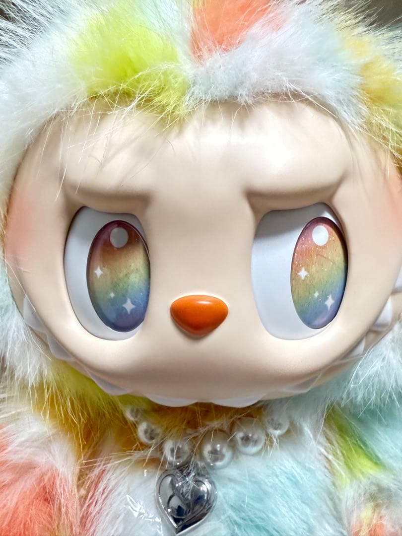 ザ モンスターズ ビッグ エナジー カラフルウサギ型ぬいぐるみ